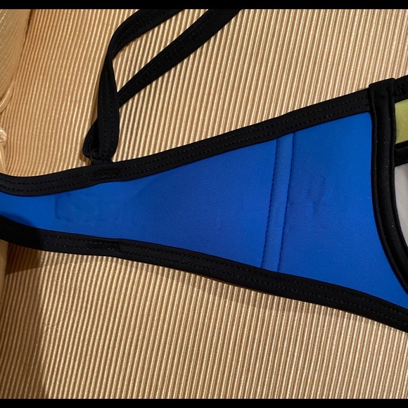 Poppy-Blue Crush Top and Bottom 💠 - Picture 4 of 7